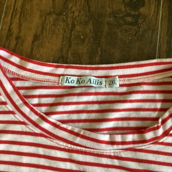 FASHION Graphic Tee - Picture 3 of 5